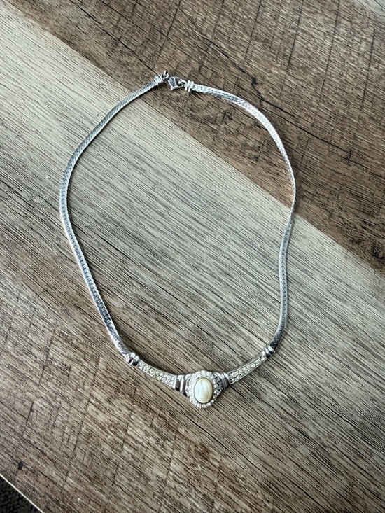 Statement Silver Toned Rhinestone Necklace Large Faux Pearl Snake Chain - Picture 3 of 13